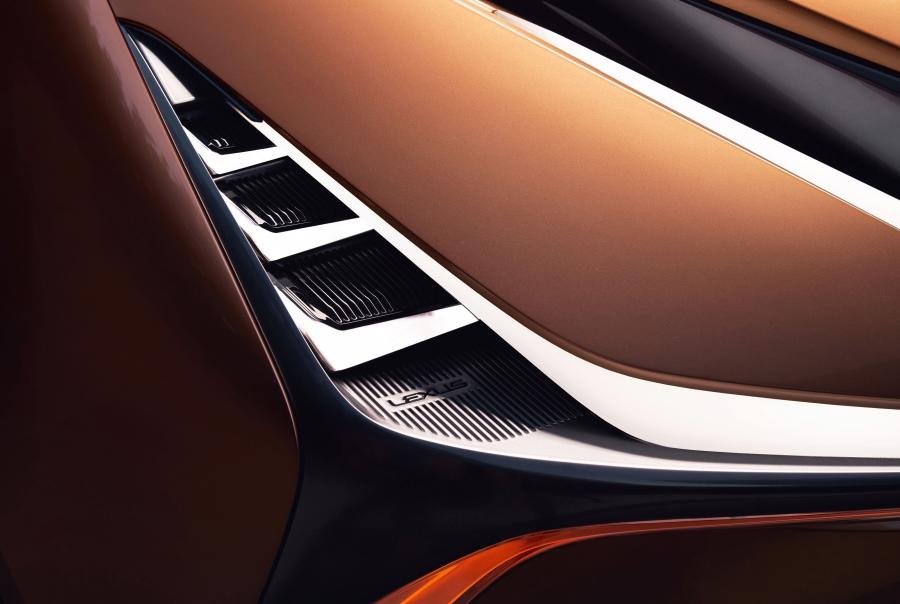 Детали экстерьера Lexus LF-1 Limitless 2018 года  (фото 53 из 72)